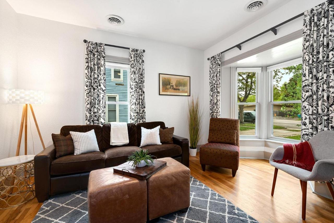 Lola House! Cozy Comfort, Prime Old Town Location 柯林斯堡 外观 照片
